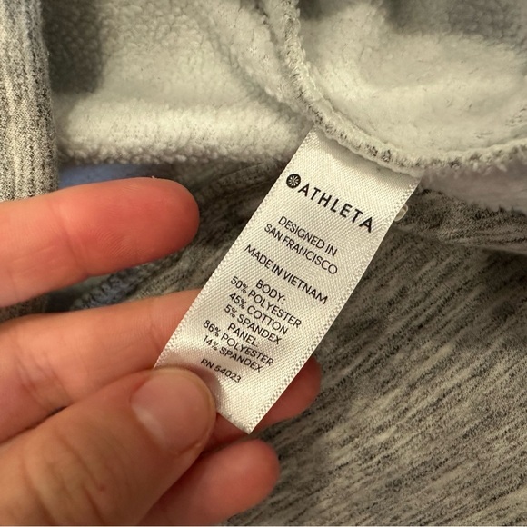 Athleta Victory Primaloft Light Gray Full Zip Jacket Large L - Picture 5 of 8